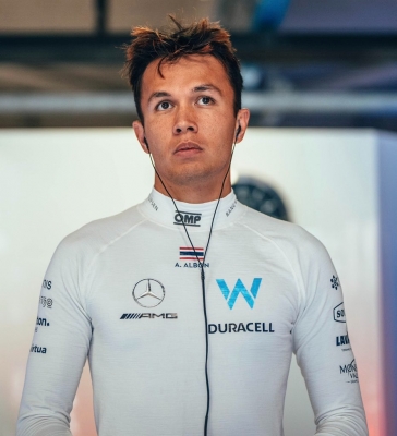 Alex Albon Extends Contract with Williams Racing in F1