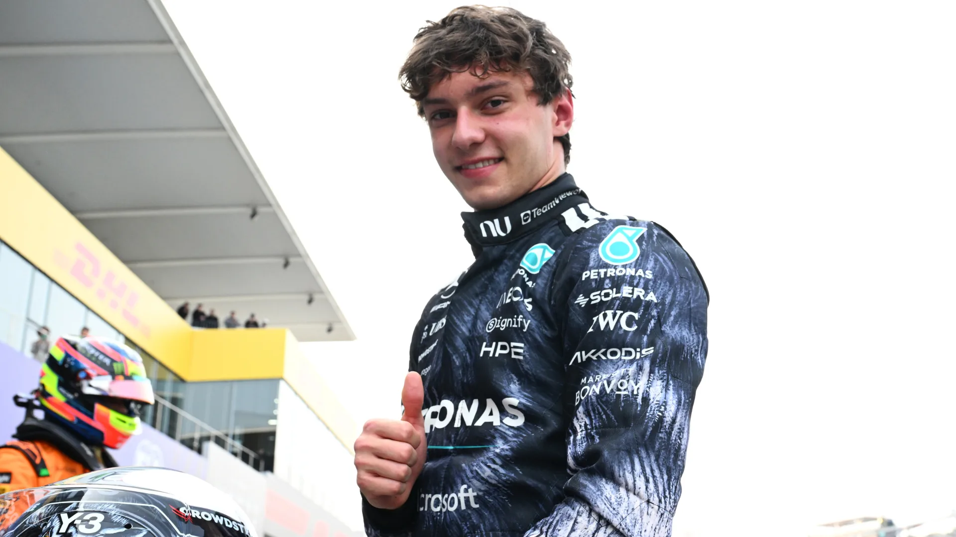 Antonelli Takes Pole Position at Japanese GP Ahead of Mercedes Teammate Russell