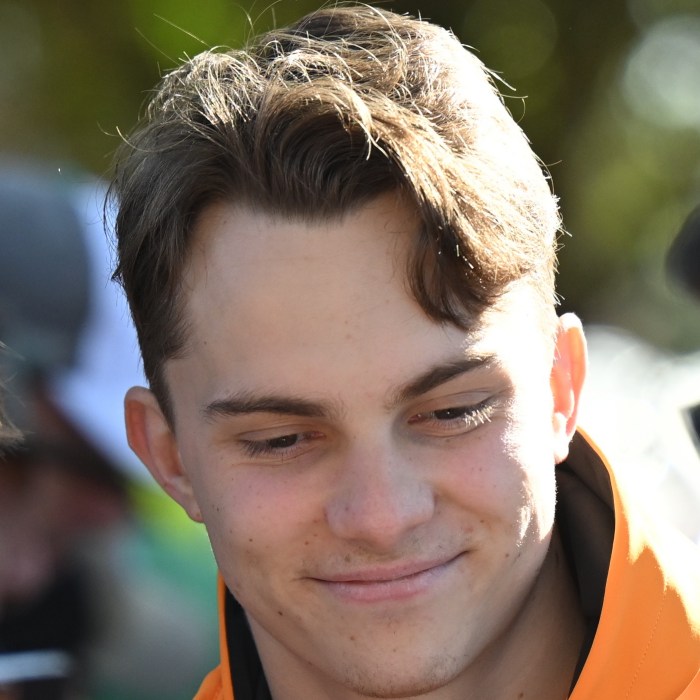 Piastri Delivers Perfect Pole-to-Victory Drive as McLaren Dominate Chinese Grand Prix