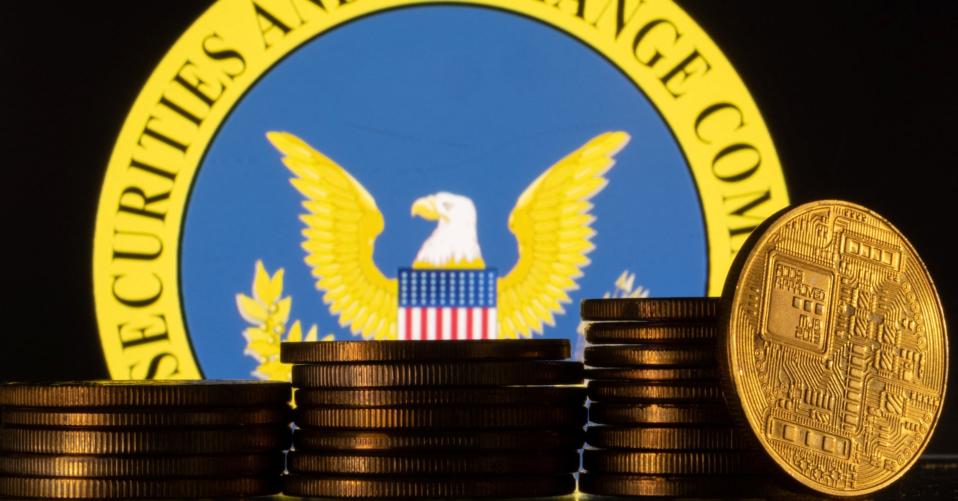 Potential Crypto Legislation Under Trump Administration, Ex-SEC Chief States