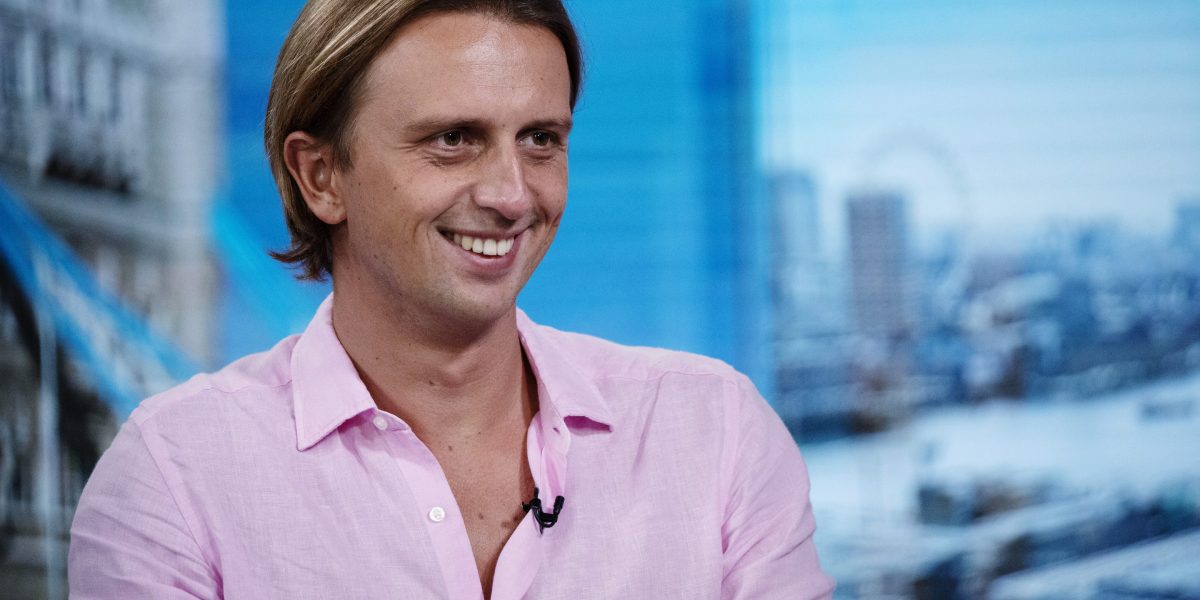 Revolut Earns Banking License, Competing with Giants like HSBC