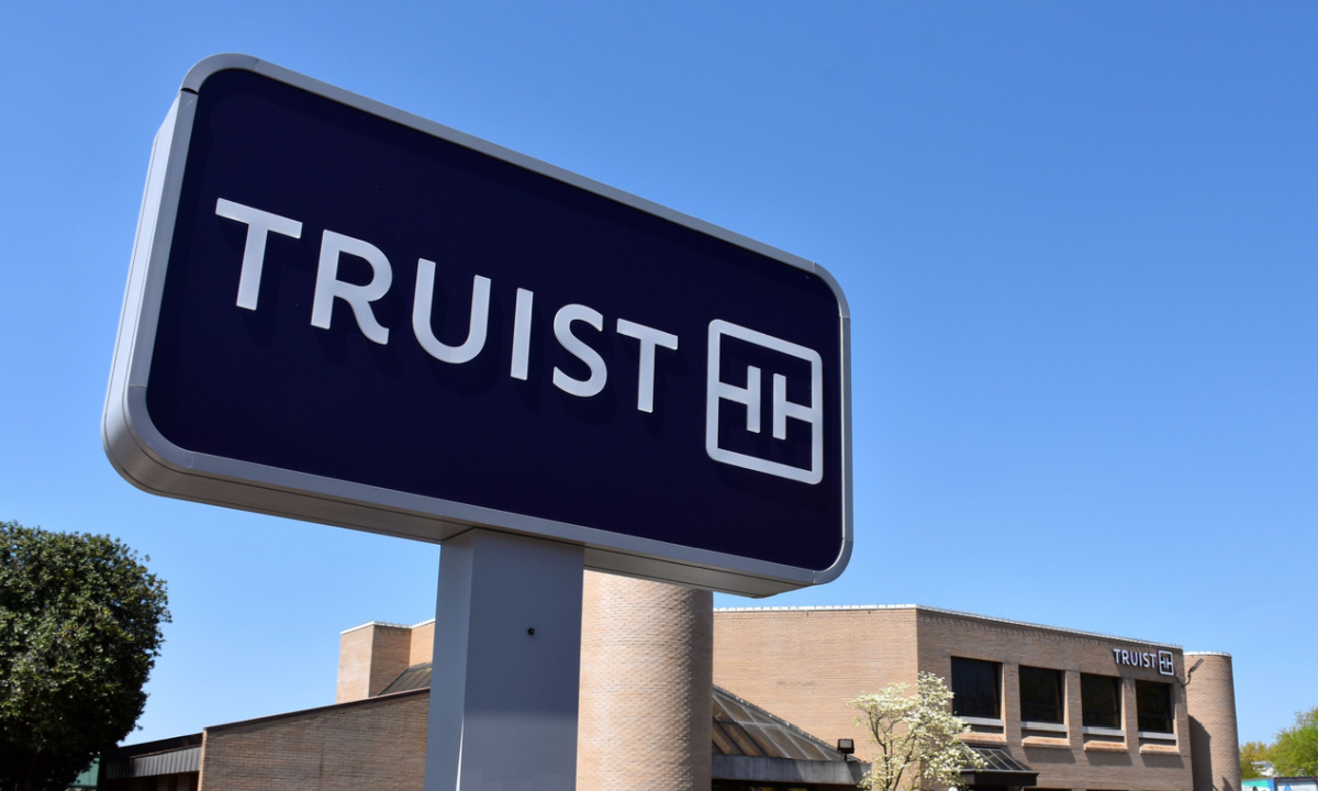 Truist Expands Digital Lending Strategy Amid Market Challenges