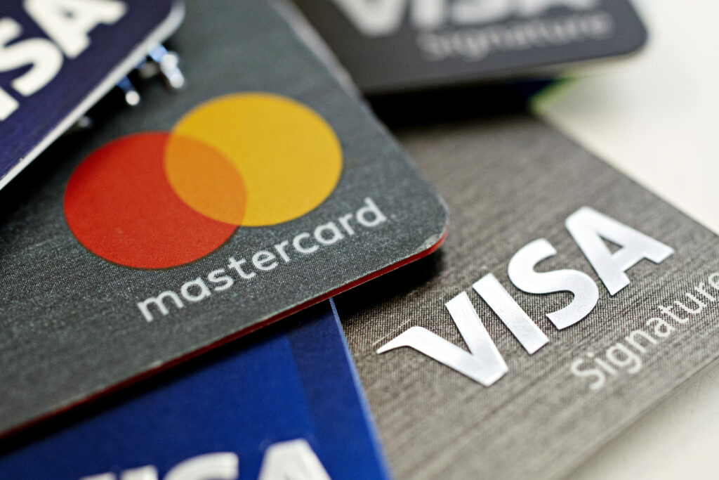 Visa and Mastercard Face $253 Billion Cryptocurrency Challenge