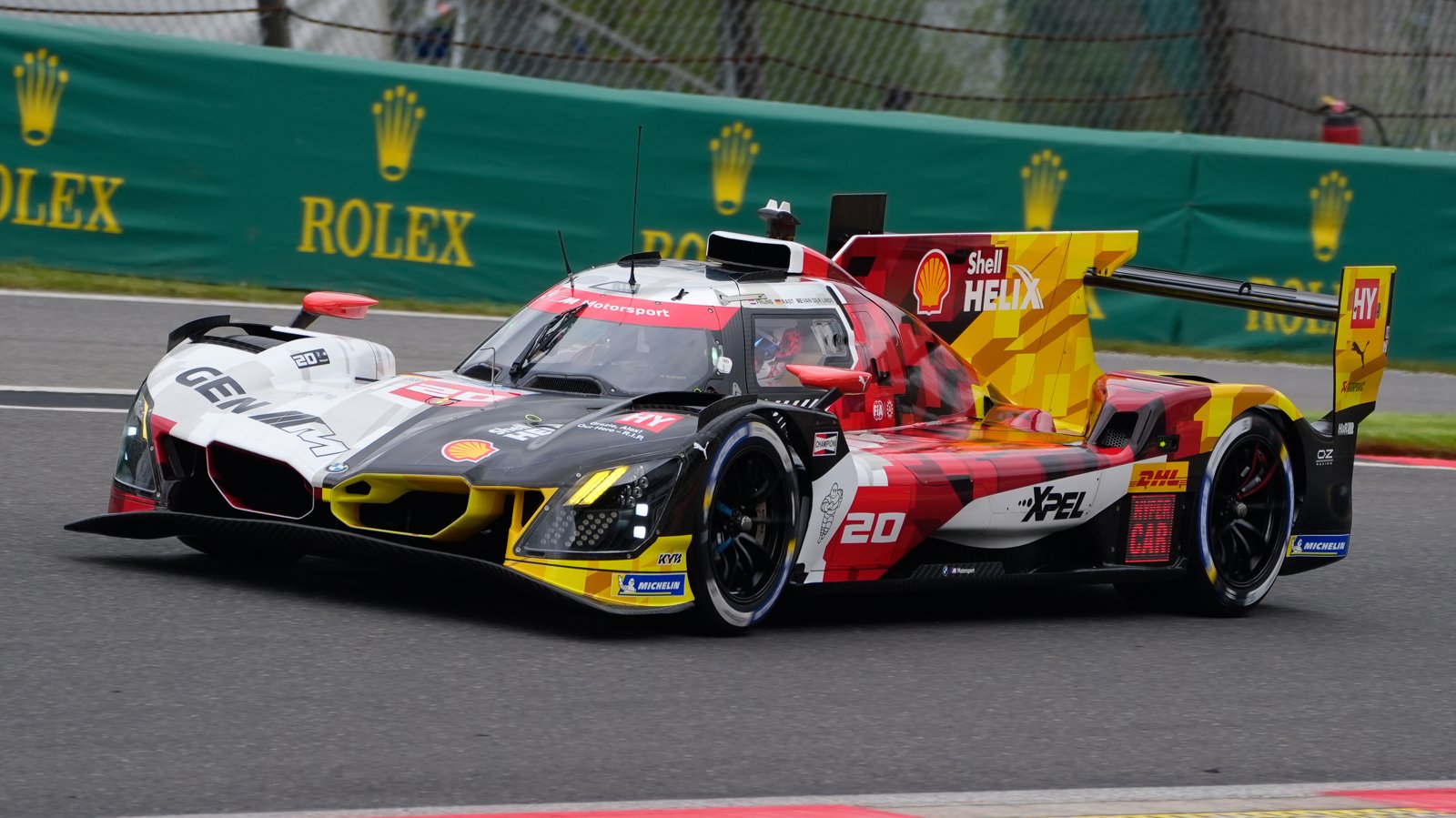 Magnussen’s BMW Pips Ferrari to Win WEC 6 Hours of São Paulo