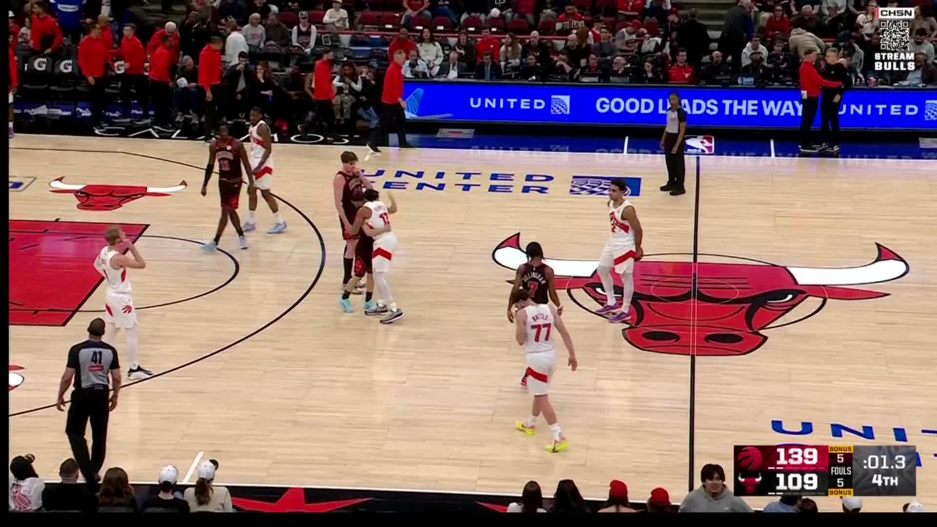 Raptors' Offensive Onslaught Leaves Bulls in the Dust with Dominant 30-Point Victory