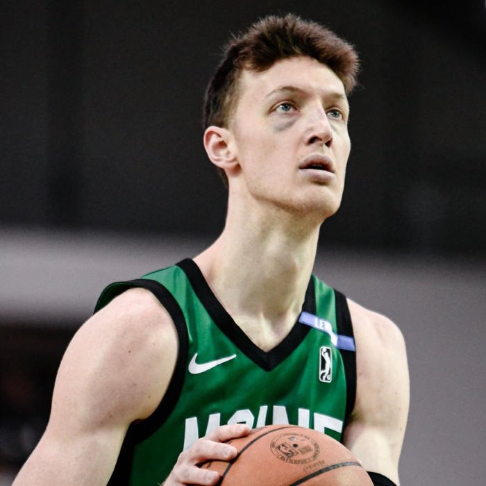 Drew Peterson: The Versatile Wing Finding His Footing in Charlotte's System