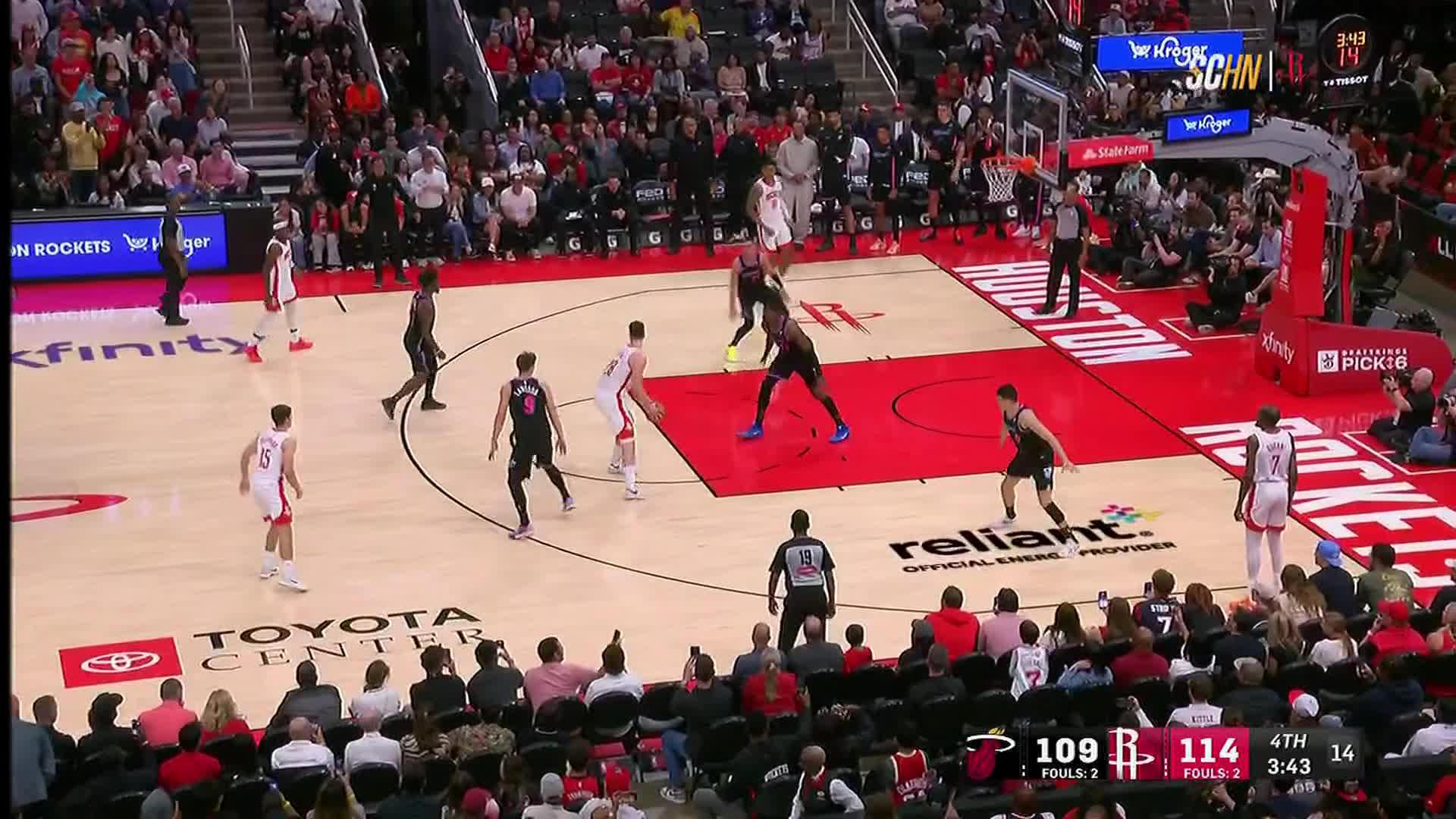 Kevin Durant Surpasses MJ While Amen Thompson Delivers Buzzer-Beater as Rockets Edge Heat in Thriller