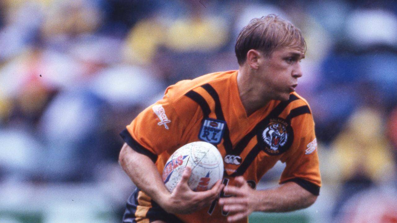 Wallaby 659: Brian Smith Dies at 59 as Bell Leads Tributes