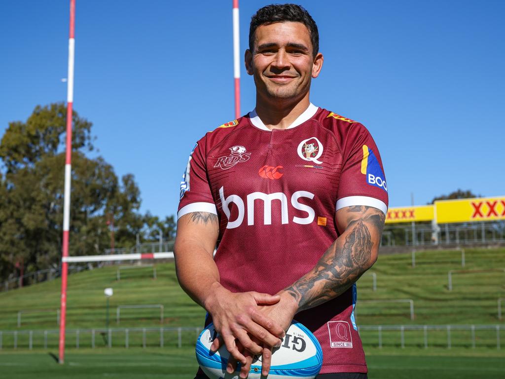 Perese Returns to Reds on Two-Year Deal With World Cup in Mind