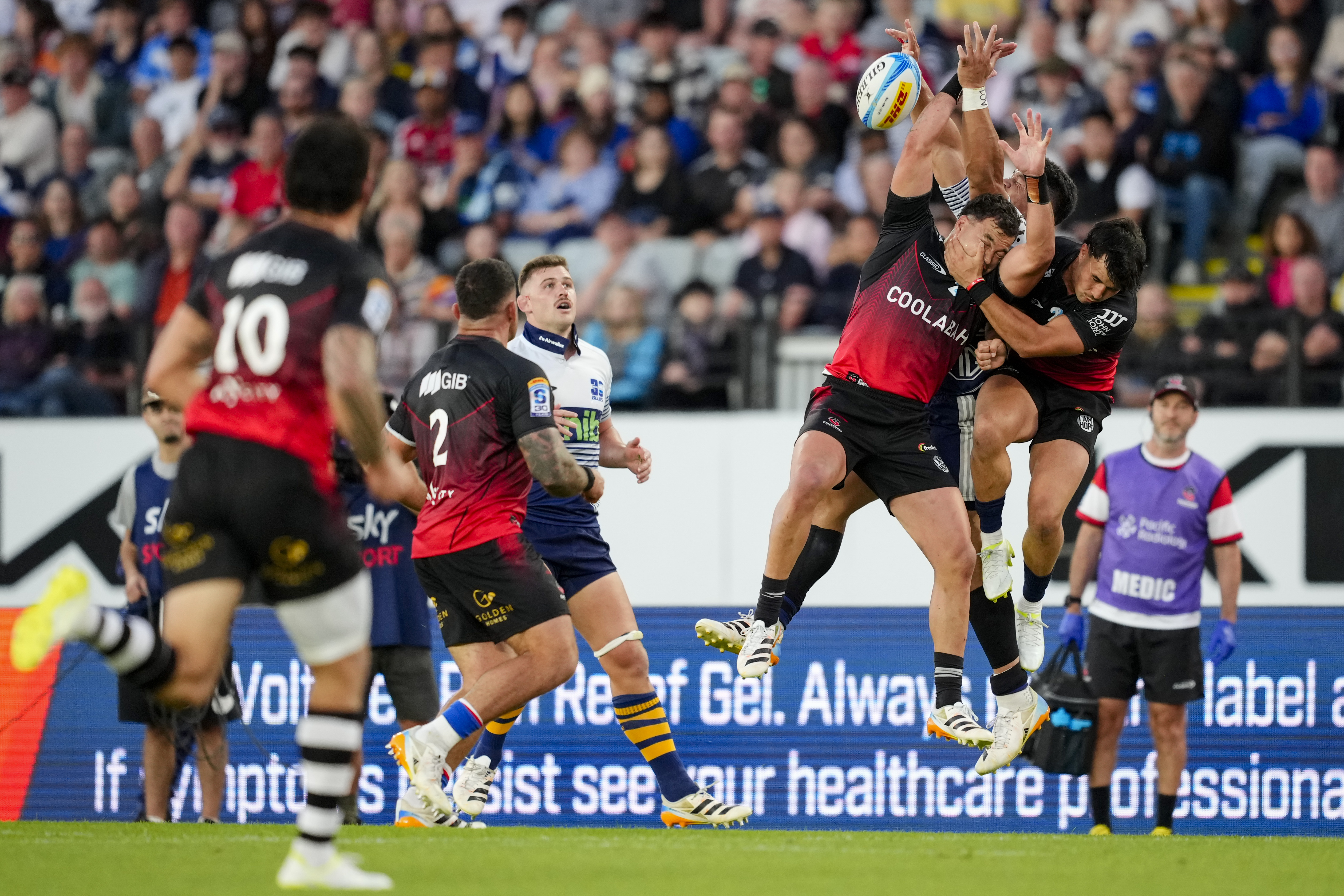 Blues Hold Firm at Eden Park to See Off Crusaders in Super Rugby Pacific